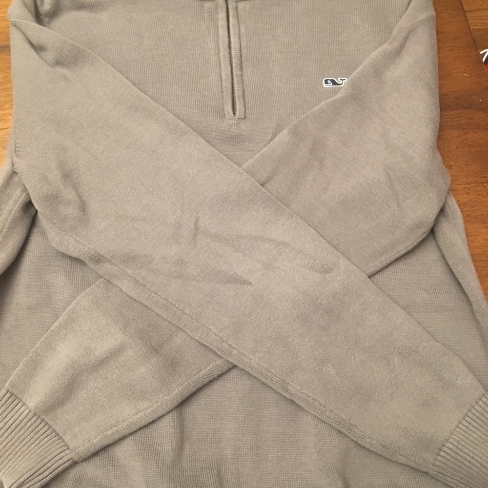 Vineyard Vines Youth XL (16-18) 1/4 zip Grey